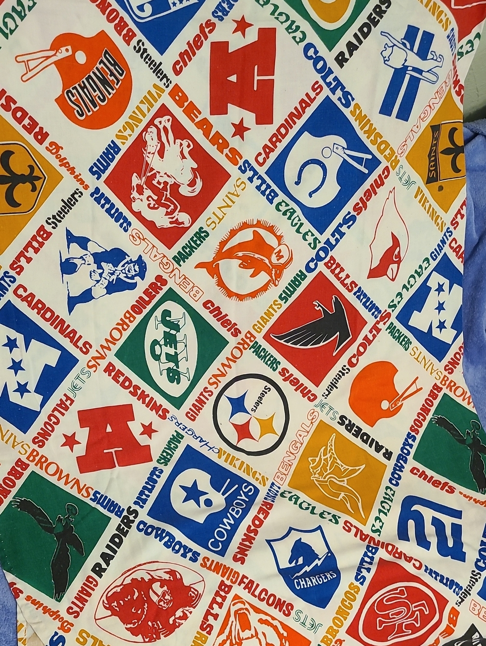Sears Vintage Multicolor NFL Team Logo Quilt Pattern Bedding